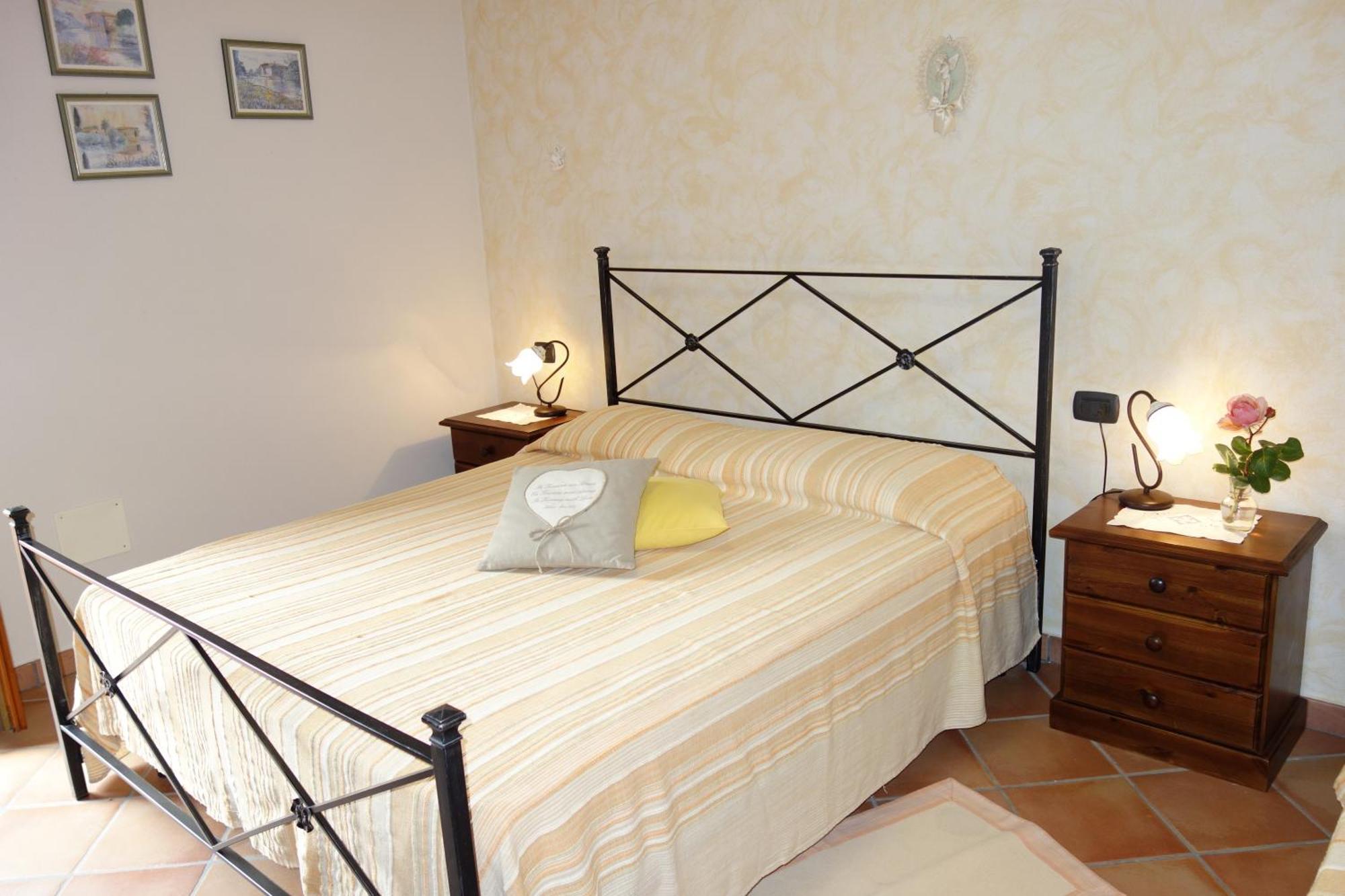 Casa Elisa Apartment มอนตาโยเน ภายนอก รูปภาพ